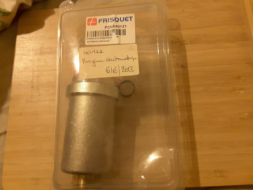 Frisquet f3aa40121 purgeur automatique Bricolage