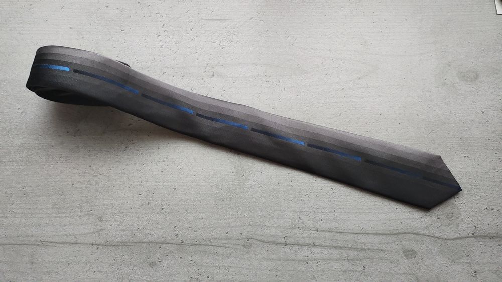 Cravate Armand Thiery ?? Studio '' 100% Soie - Liser&eacute; Bleu Vêtements