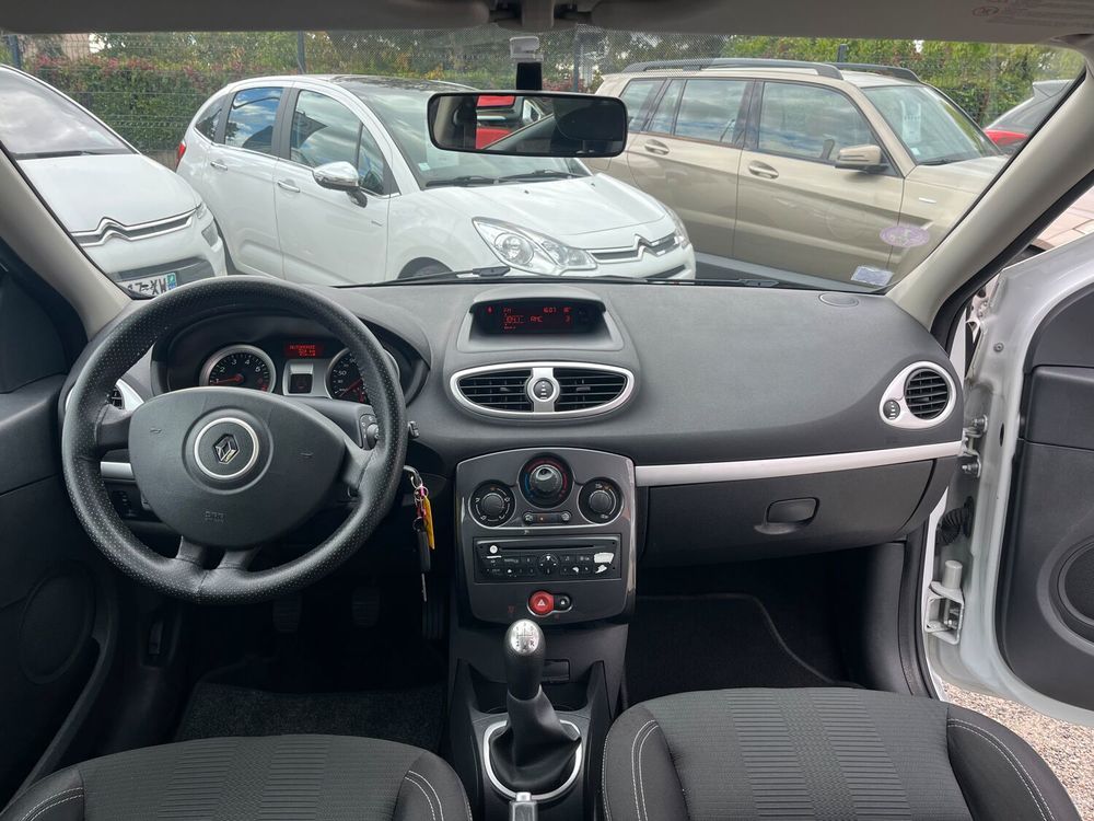 Clio III 1.2 16V 75 eco2 Expression Clim Euro 5 2011 occasion 82000 Montauban
