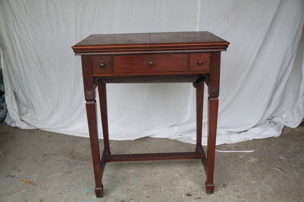 machine a coudre 1923 Meubles