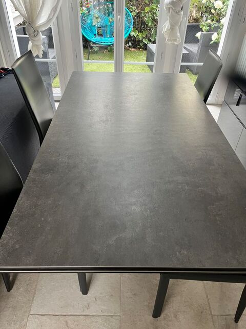 Table de repas rectangulaire Nephtis & 4 chaises ? Roche Bob 0 Puteaux (92)