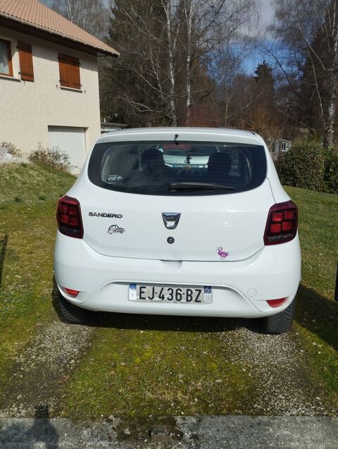 Dacia Sandero TCe 90 Laur&eacute;ate 2017 occasion Allevard 38580