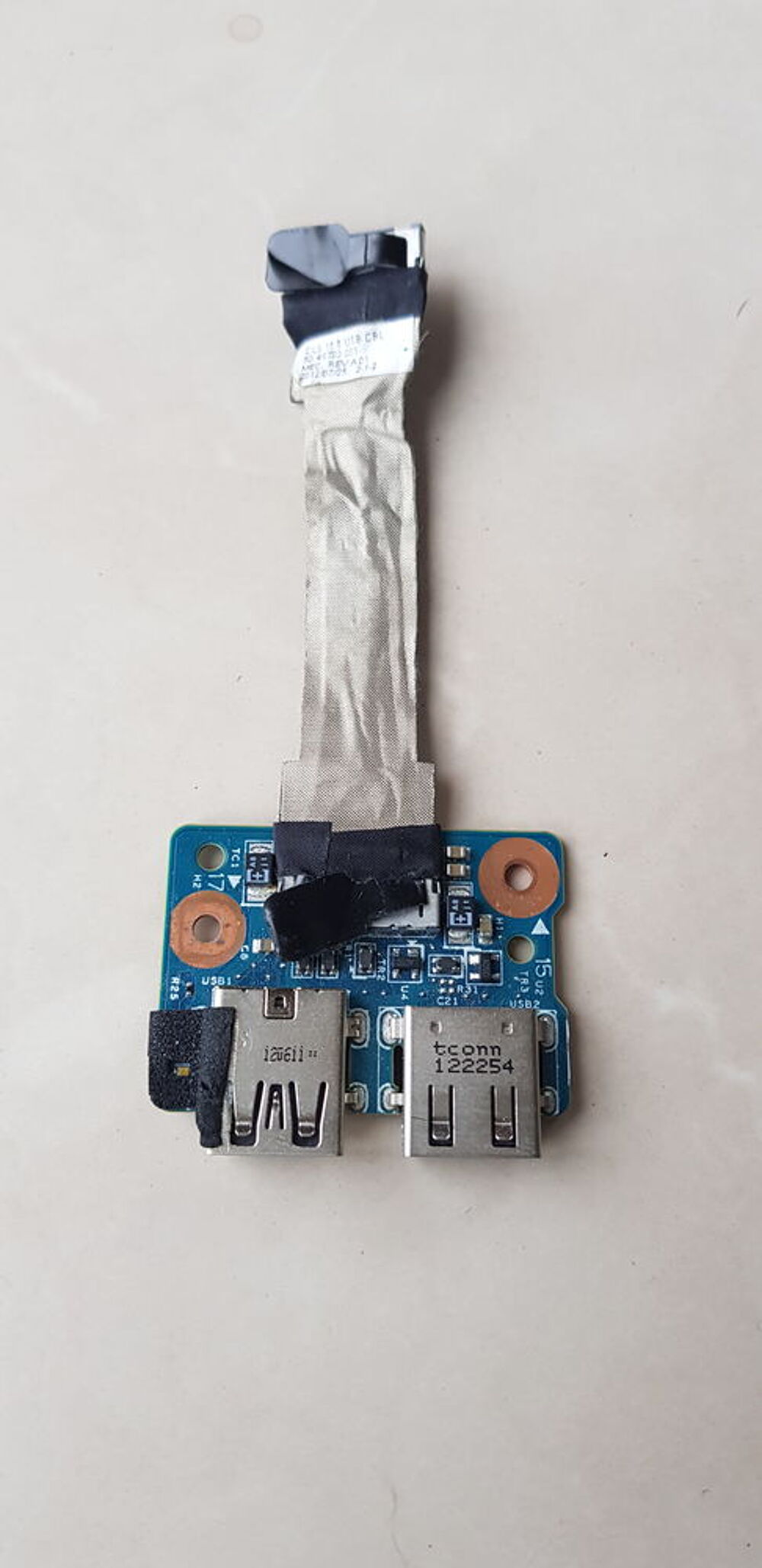 Ports USB 50.4ST03.001, HP dv6 7060sf Matériel informatique