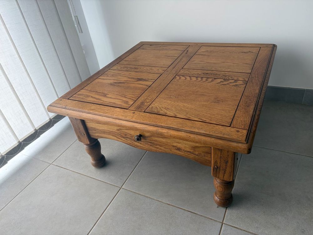 table de salon en ch&ecirc;ne massif Meubles