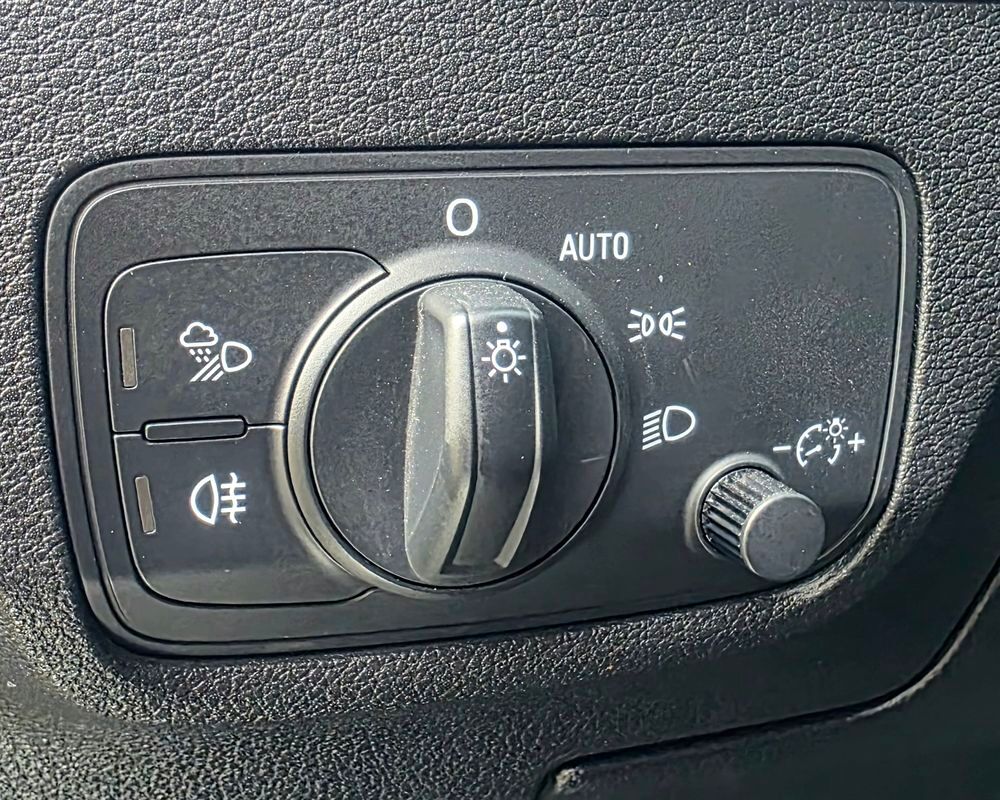Q2 35 TFSI COD 150 S tronic 7 Midnight Series 2019 occasion 78680 &Eacute;p&ocirc;ne
