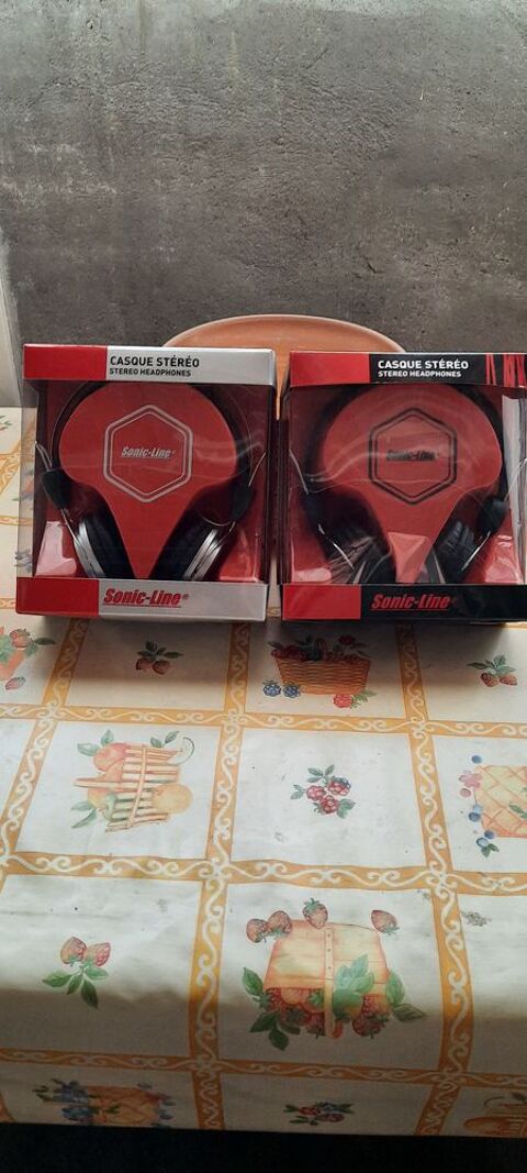 2 CASQUES STEREO 12 Sevran (93)