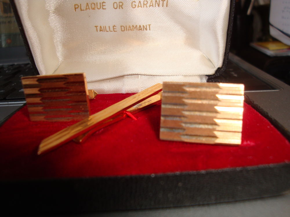 Coffret boutons de manchette Bijoux et montres