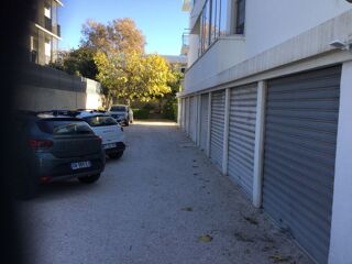 Parking / Garage à vendre 11 m² Marseille