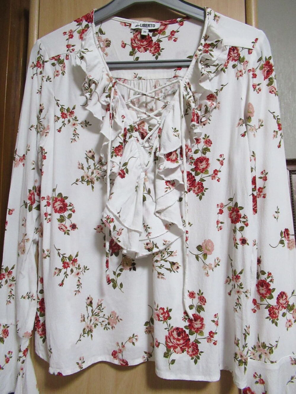 Lot de v&ecirc;tements femme S et XS Vtements
