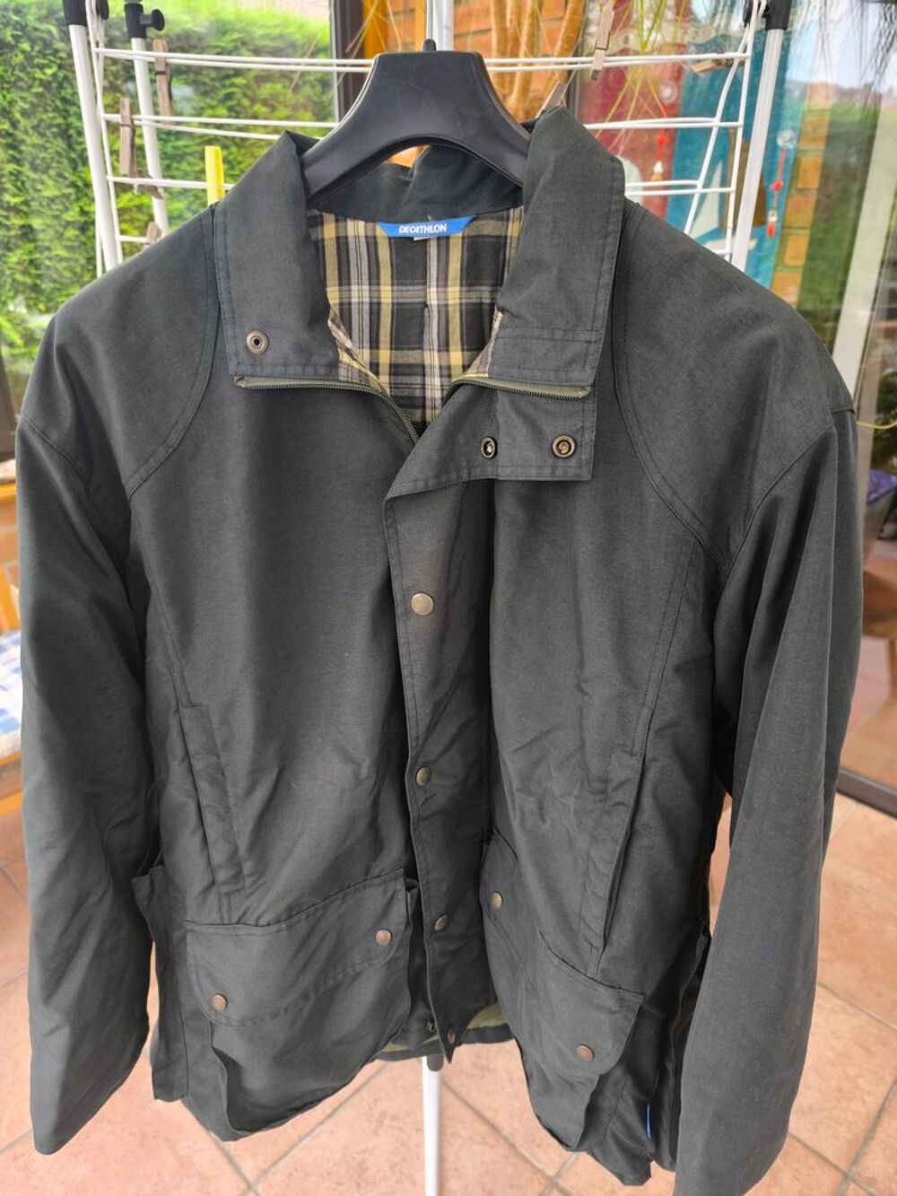 CHASSE &amp; RANDONNES 
4 vestes + 7 pantalons Vêtements