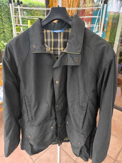 CHASSE  &  RANDONNES   
4  vestes  +  7  pantalons 120 Bray-Dunes (59)