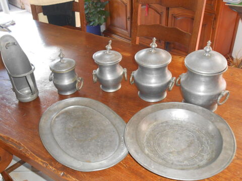 ARGENTERIE  -  ETAINS  -  AQUARELLES originales   Pinard   
0 P�zilla-la-Rivi�re (66)