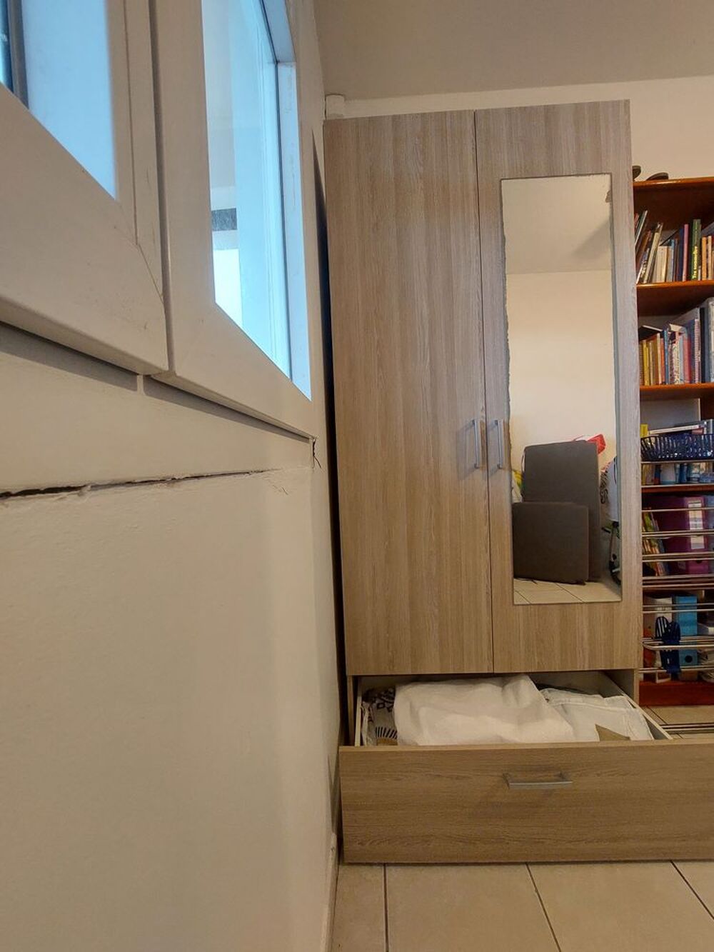 ARMOIRE 2 PORTES + GRAND TIROIR + MIROIR Meubles