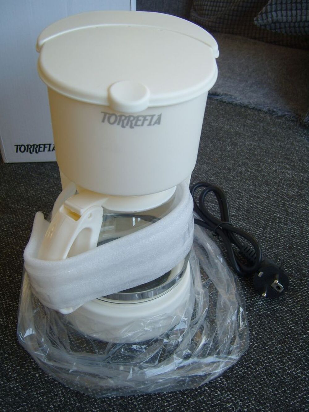 Cafeti&egrave;re 6 tasses TORREFIA Electrom�nager