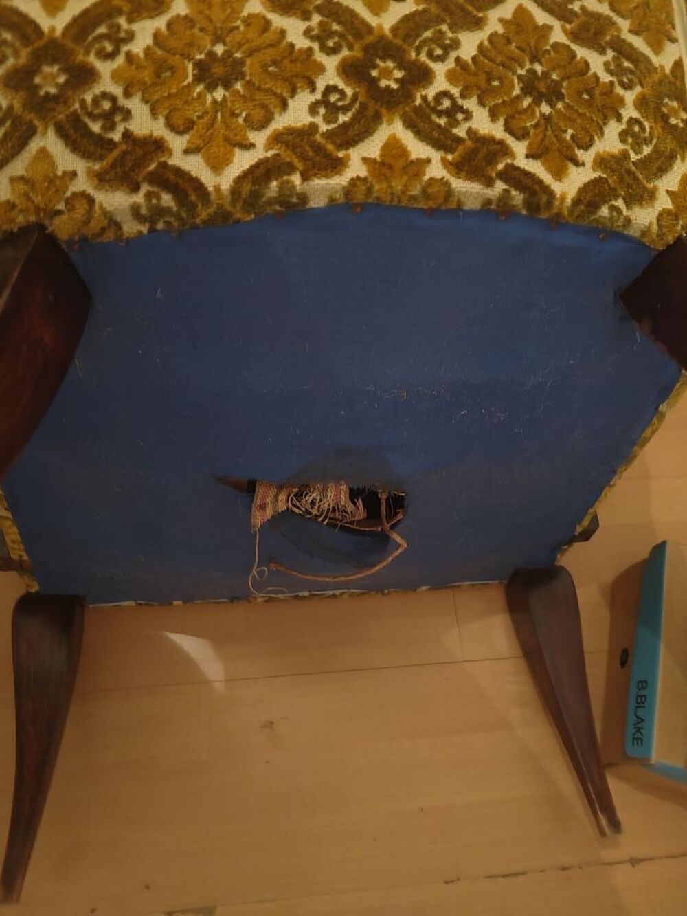 Ancien fauteuil tissu Meubles