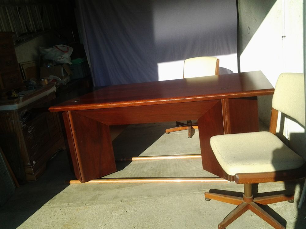 BUREAU DE DIRECTION Meubles