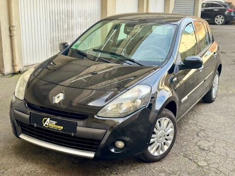 Renault clio iii 1.2 16V 75 TomTom Live