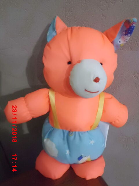RENARD ORANGE PUFFALUMP 16 Oignies (62)