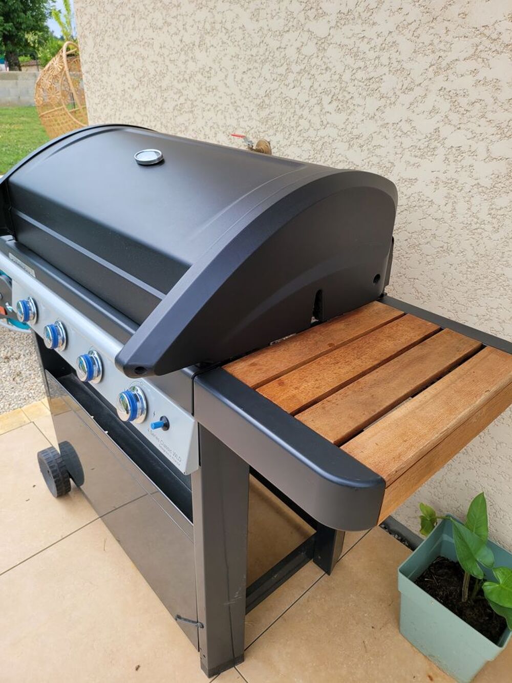 Barbecue Butagaz &eacute;tat neuf Jardin