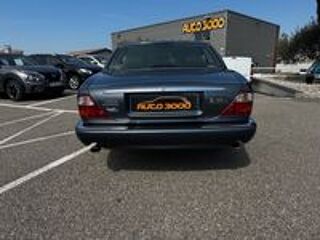 XJ 3.2 V8 PACK 2000 occasion 84290 Sainte-C&eacute;cile-les-Vignes