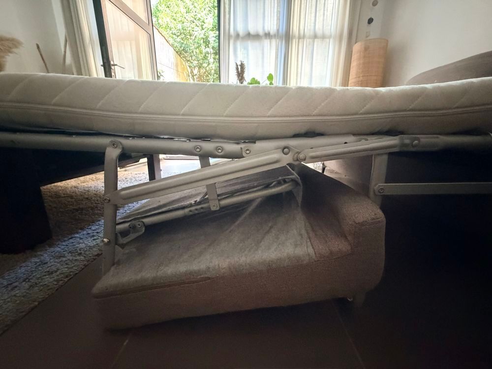 Canap&eacute; convertible MELANIA (Conforama) - couchage 140x190 Meubles