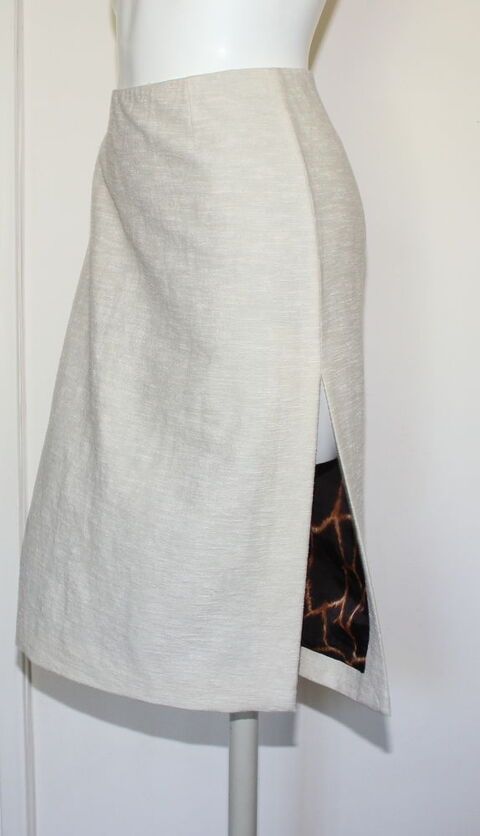 Jupe craie léopard DOLCE & GABBANA
T.40 Fr 100 Issy-les-Moulineaux (92)