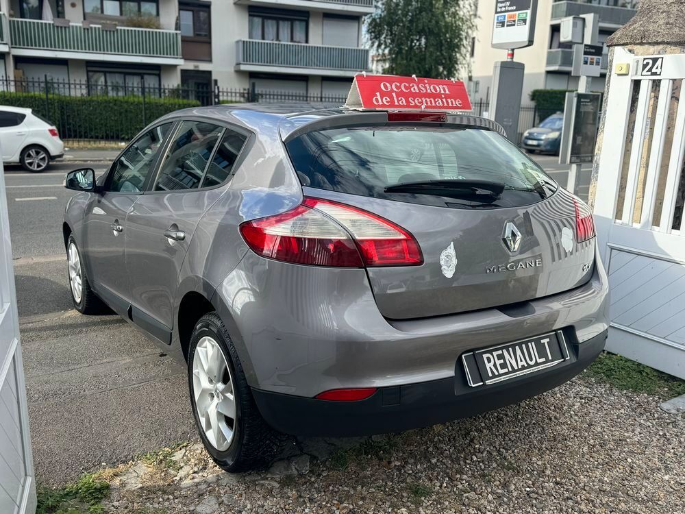 M&eacute;gane III MEGANE DCI 110 FAP ECO2 EXPRESSION PRO EURO 5 2012 occasion 93410 Vaujours