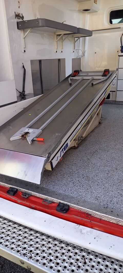 Table �l�vatrice �lectrique 12V 250 Aubusson (23)