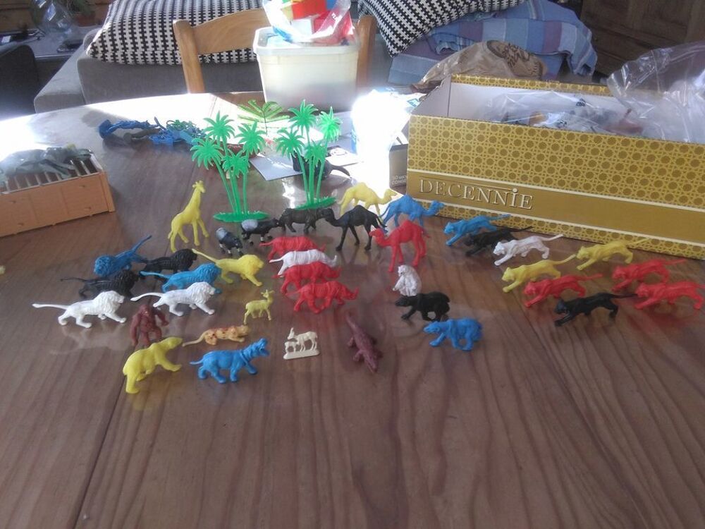 ANIMAUX SAUVAGES EN PLASTIQUE ann&eacute;es 70/80 baisse du prix 9€ Jeux / jouets