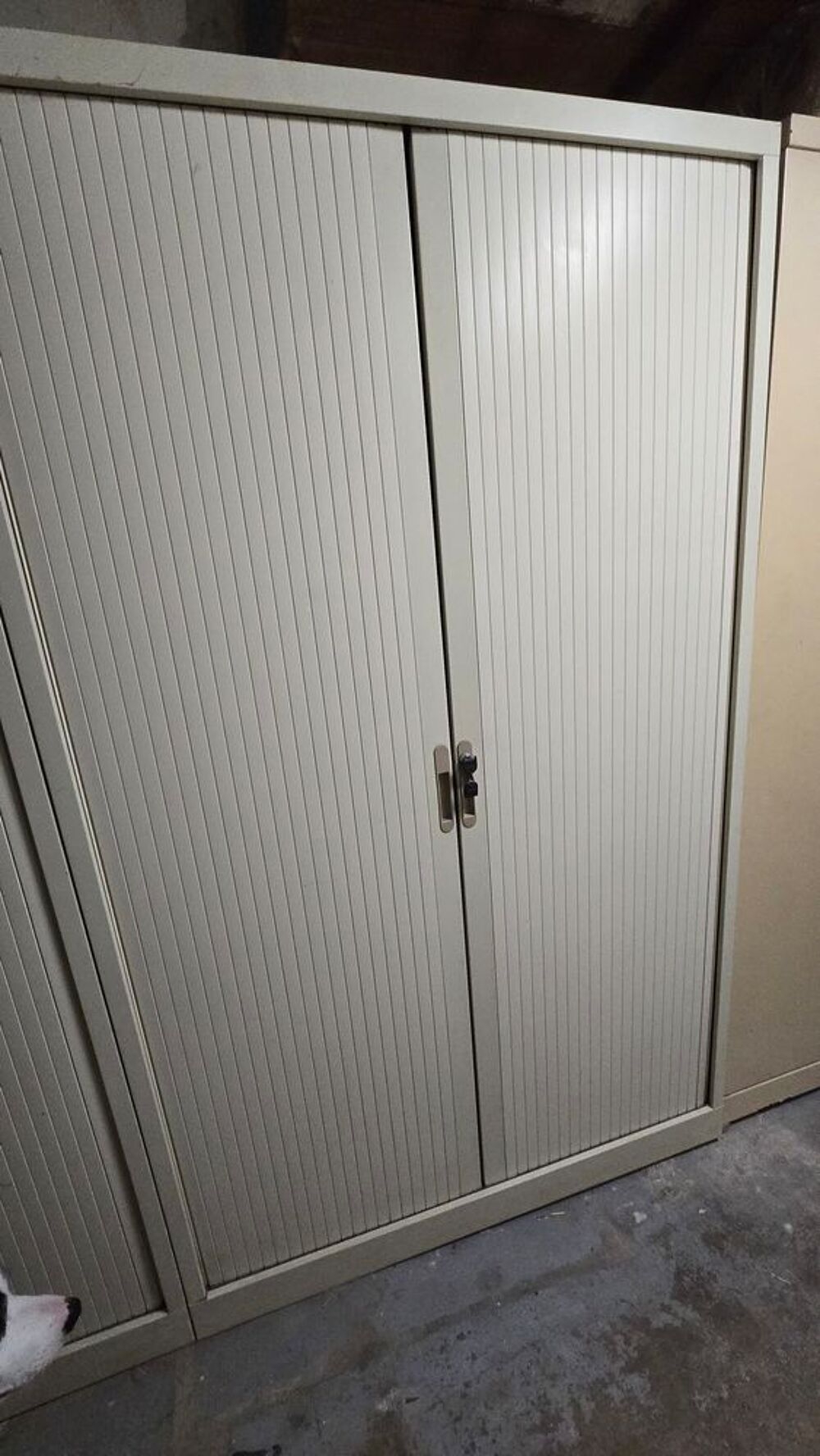 Armoire m&eacute;tallique Meubles