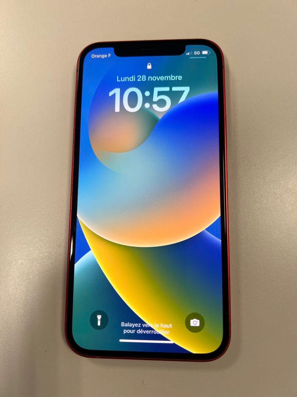 iPhone 12 / 64 GI Téléphones et tablettes