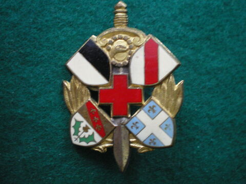Insigne de Sant� - 6� S.I.M. Section d'Infirmiers Militaires 12 Caen (14)
