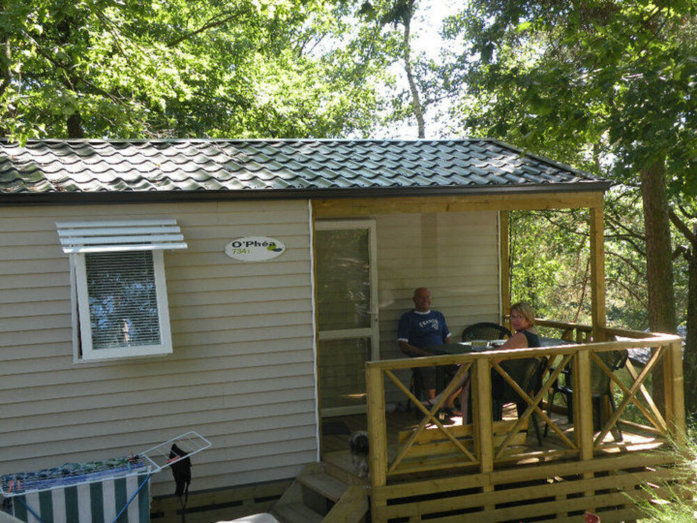   CAMPING HURONGUES 
10% SEMAINE
LOC MOBIL-HOME Rhne-Alpes, Pomeys (69590)