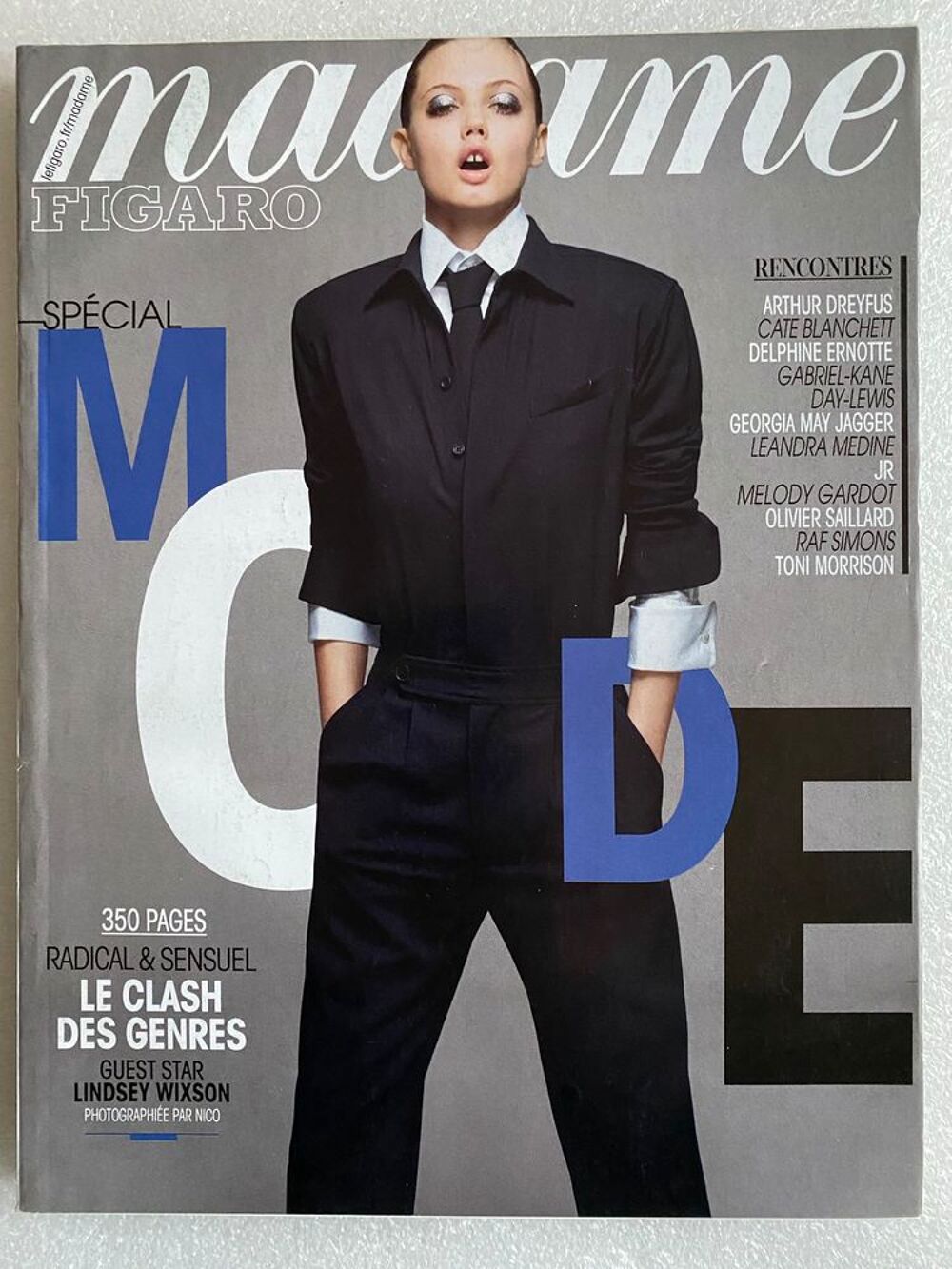 MADAME FIGARO No 22099 28/08/2015 LINDSEY WIXSON / MODE Livres et BD