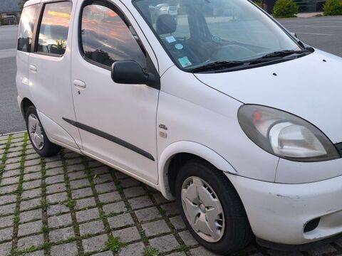 Toyota yaris verso 75 D-4D Linea Luna
