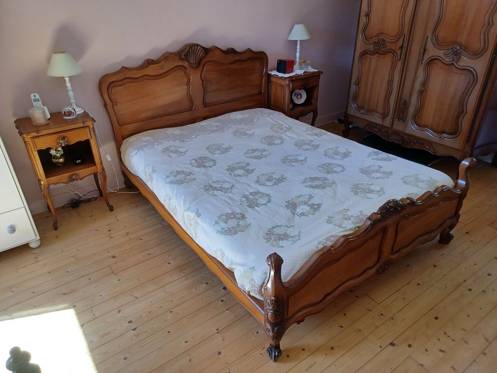 chambre &agrave; couch&eacute; ancien en merisier massif Meubles