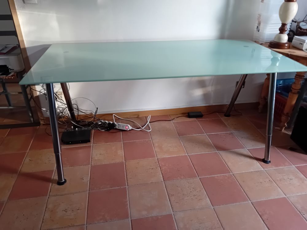 Bureau adulte "galant" ikea TBE. Meubles