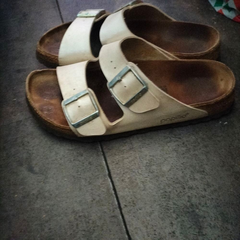Sandales cuir papillio pointure 39 tr&egrave;s bon &eacute;tat Chaussures