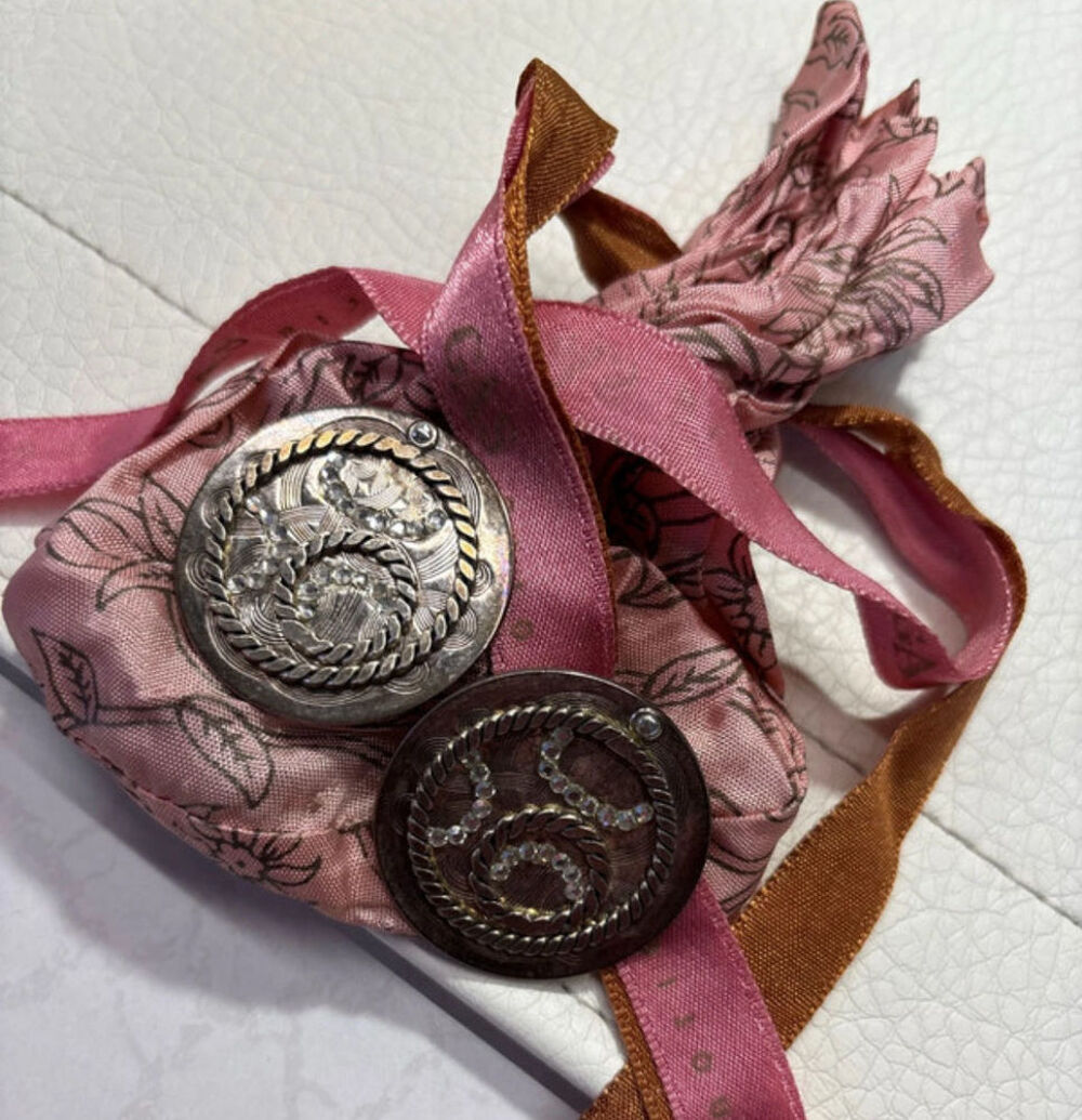 boucles d'oreilles Bijoux et montres