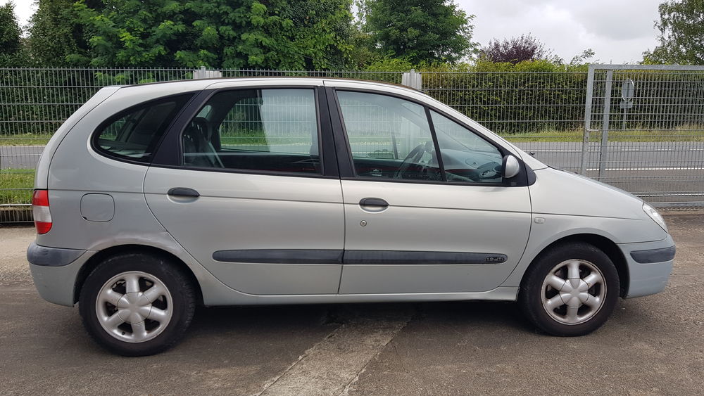 Sc&eacute;nic M&eacute;gane 1.9 DTI RXT 1999 occasion 41500 Cour-sur-Loire