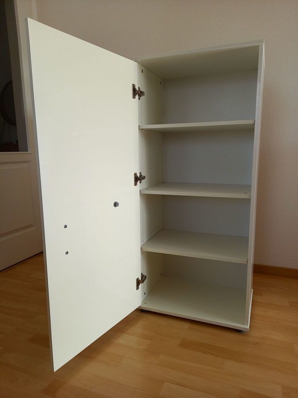 Lit voiture + sommier + matelas + armoire Mobilier enfants