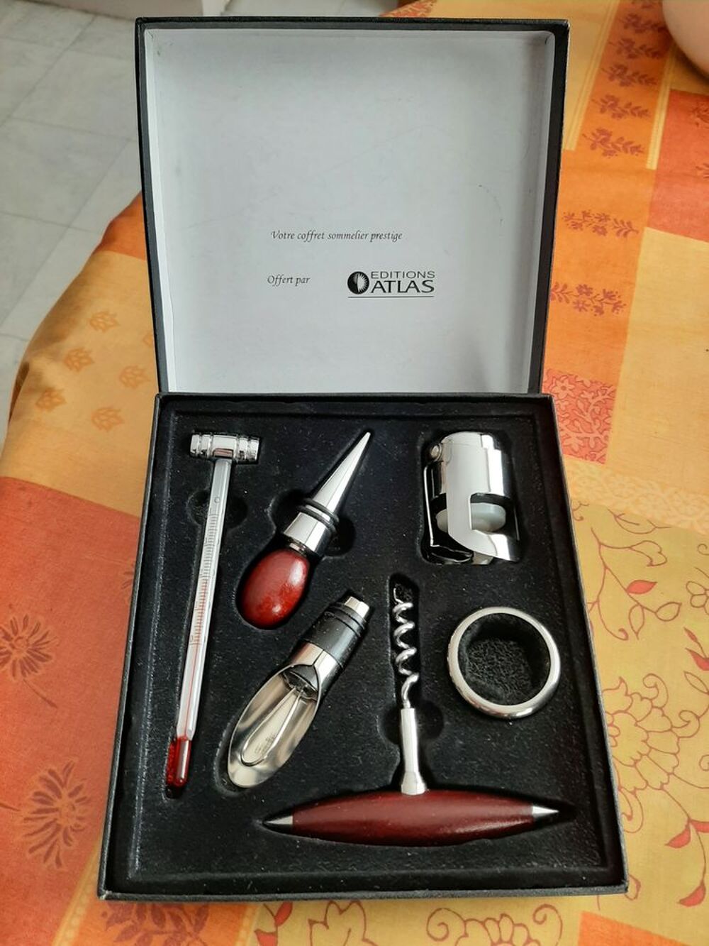 COFFRET A VIN 6 PI&Egrave;CES Cuisine