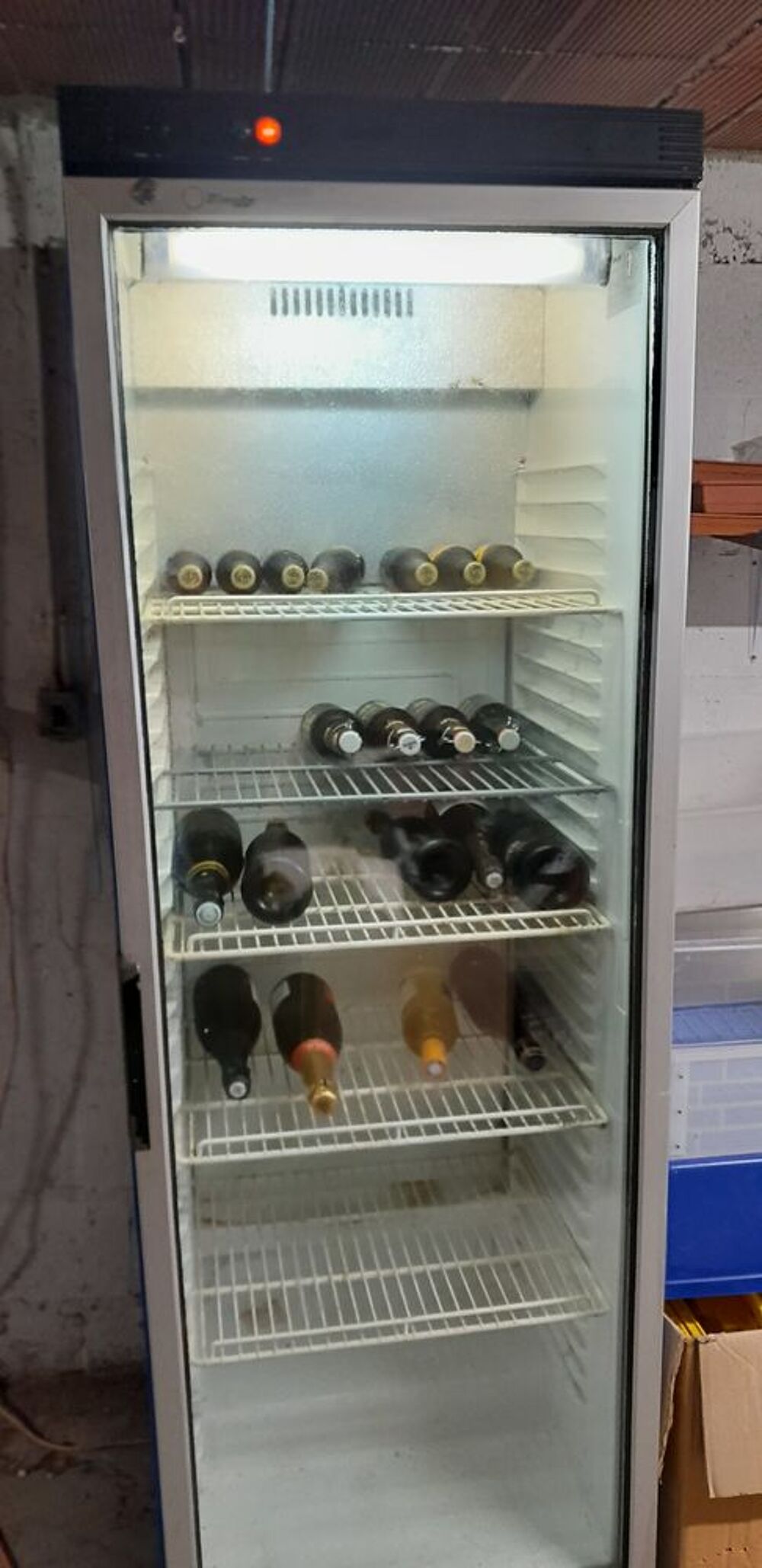 frigo &agrave; boisson orangina Electromnager