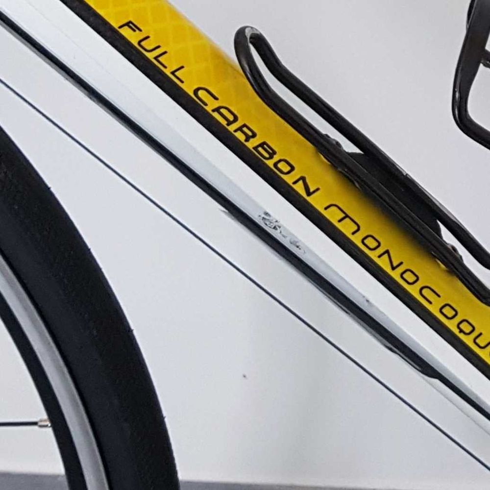 V&eacute;lo route GT carbone monobloque Vlos