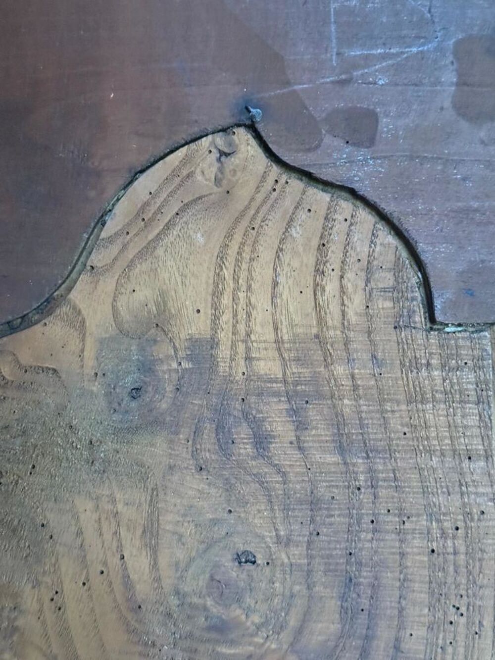Armoire bressanne Meubles