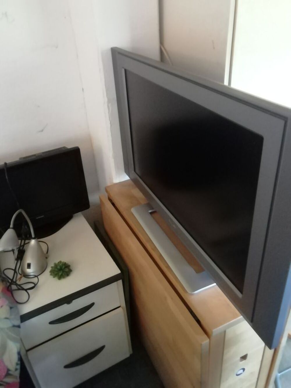 ARMOIRE &Agrave; GLACE Meubles