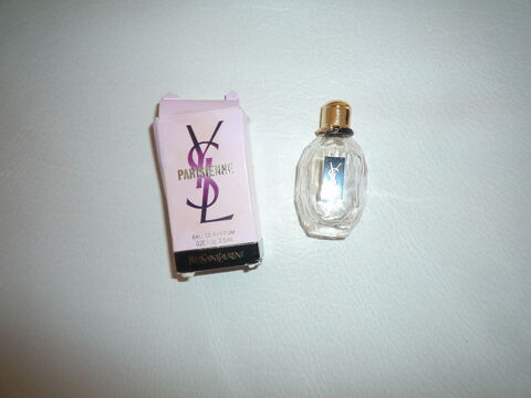 MINIATURE YVES SAINT LAURENT PARISIENNE 6 Agde (34)