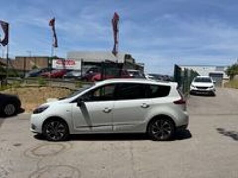 Grand Sc&eacute;nic III Grand Sc&eacute;nic TCe 130 Energy Bose Edition 7 pl 2016 occasion 34690 Fabr&egrave;gues