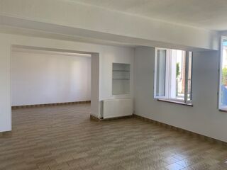  Maison à louer 5 pièces 156 m²