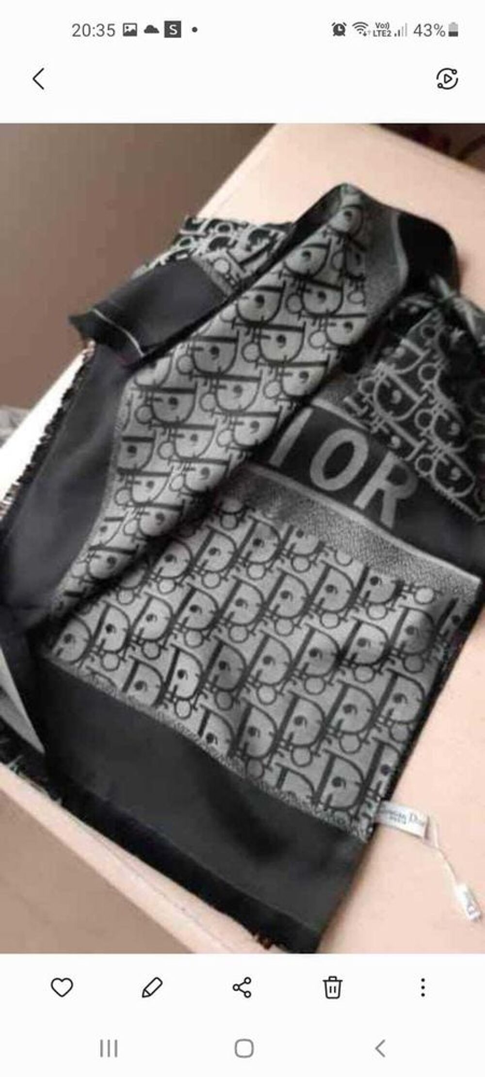 foulard Vêtements